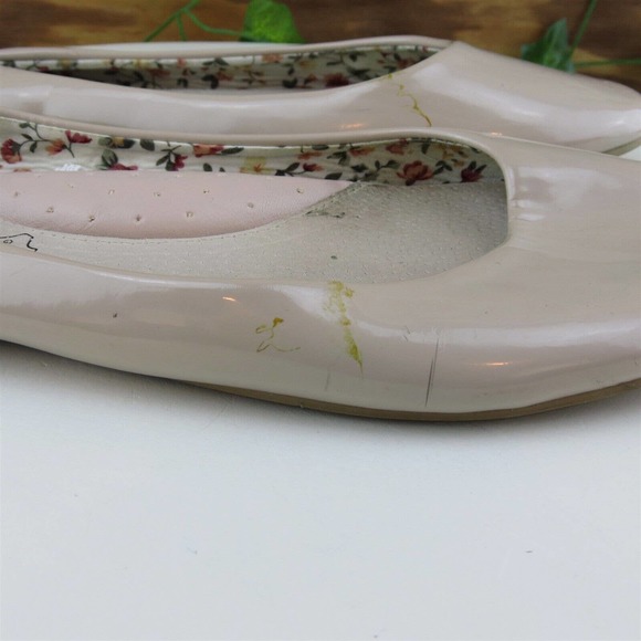 GOLD TOE Size 8 Ballet Beige Synthetic Medium (B, M) Slip On Women - Picture 11 of 13